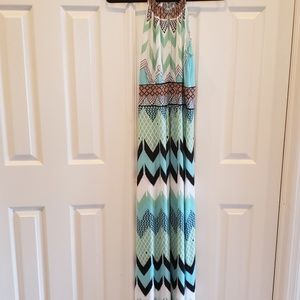 NWOT maxi dress - M